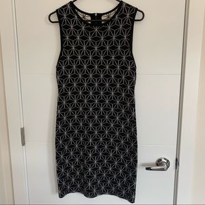 Alice + Olivia sweater dress size M